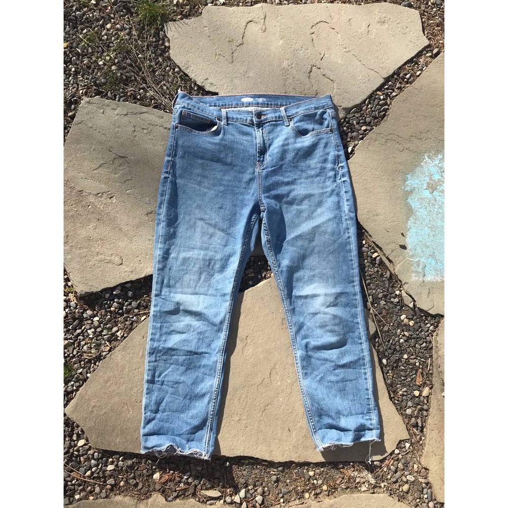 Old Navy Light Wash Power Jean